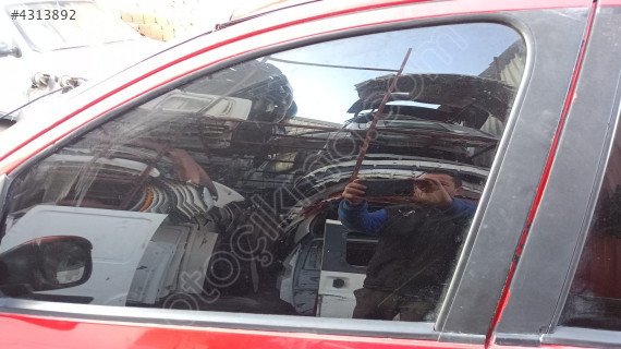 peugeot 206 sol ön kapı camı