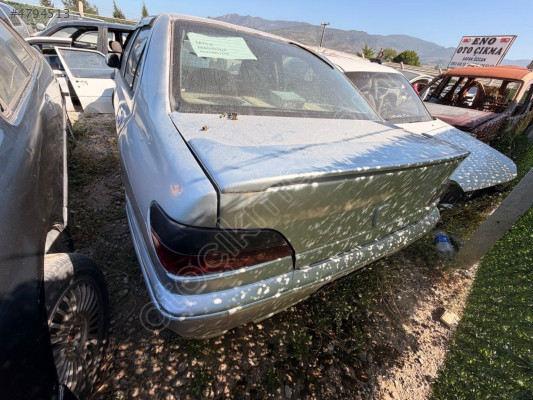 Peugeot 406 arka tampon