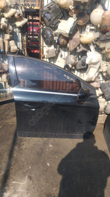 FORD MONDEO SAĞ ÖN KAPI