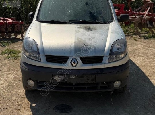 RENAULT KANGOO FARLAR ÇIKMA