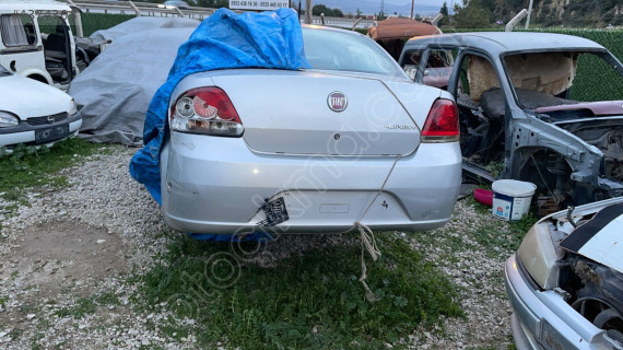 Fiat Linea bagaj kapağı