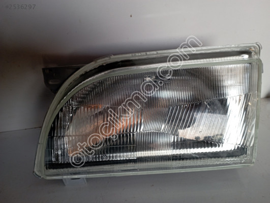 Ford transit T.15.Sol ön far 505503