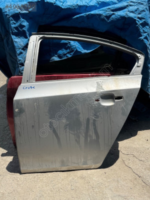 Chevrolet cruze sol arka kapı