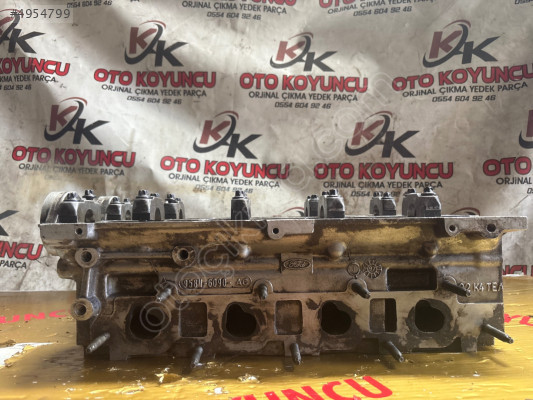 Ford escort 1.6 silindir kapağı
