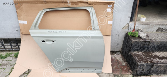 SKODA SUPER B SAG ARKA KAPI STW 3v9833052b