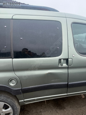 PEUGEOT PARTNER SAĞ SÜRGÜLÜ KAPI