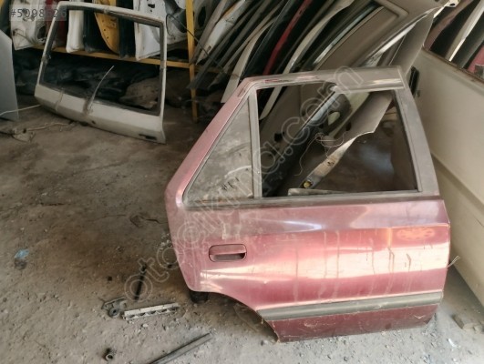 Ford escord sol arka kapı