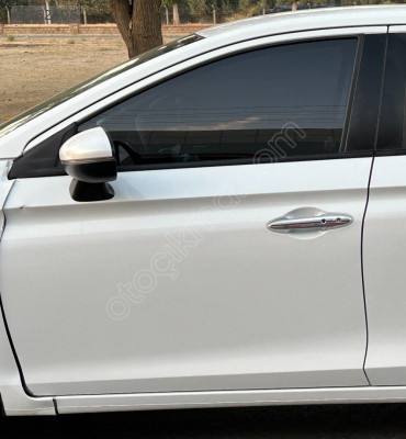 HONDA CİTY SOL ÖN KAPI ( BEYAZ- DOLU )