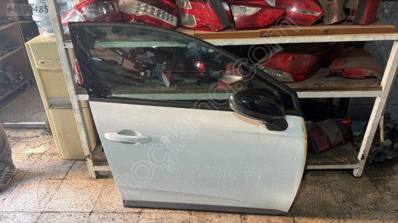2019-25 MODEL RENAULT CLİO 5 ORJ ÇIKMA SAĞ ÖN KAPI