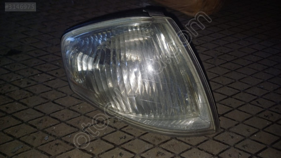 1998-2004 Mazda 323 sağ sinyal