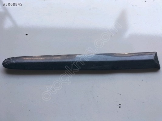 04574 RENAULT SCENİC 1 SAĞ ARKA KAPI ÇITASI