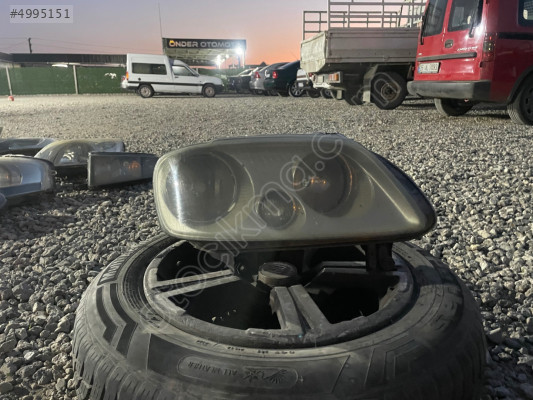 Volkswagen Caddy sağ far