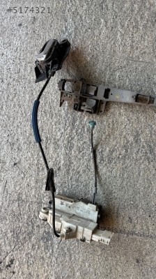 Citroen c4 sol arka kapı kilidi