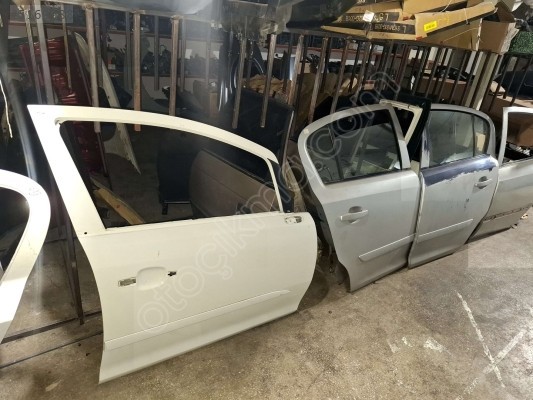 ÖZMEN OPEL CORSA D ÇIKMA SAĞ SOL ÖN ARKA KAPI