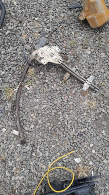 Mazda sol ön cam kirikosu