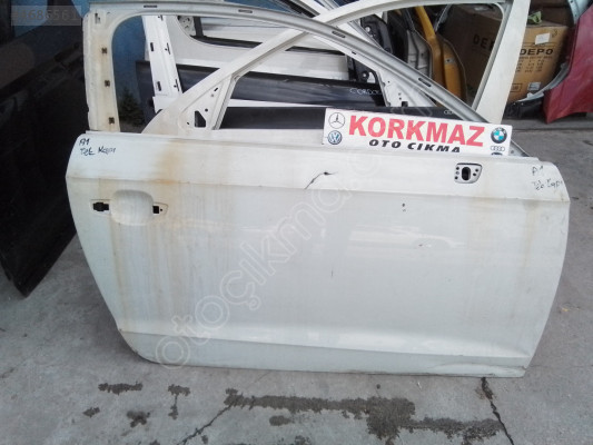 AUDI A1 COUPE SAĞ KAPI
