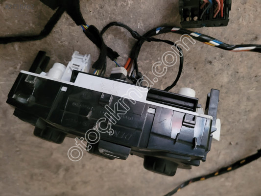 PEUGEOT 301 KONTROL PANELİ