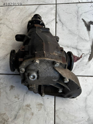 BMW E90 ÇIKMA ARKA DEFRANSİYEL