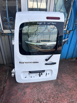 Kango 3 sol bagaj kapağı dolu