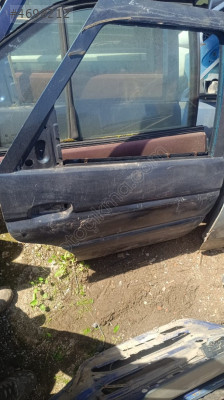 Ford escort sağ arka kapı boş