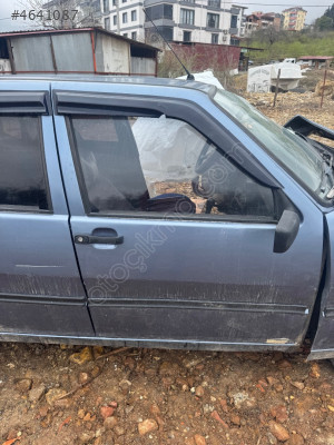 Fiat Uno Sağ Ön Kapı