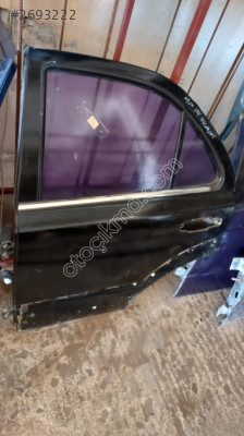 KİA SORENTO SOL ARKA KAPI