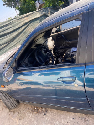 nissan primera sol ön kapı
