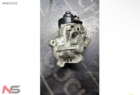 1.6 CLH AUDİ  A3 MAZOT POMPASI