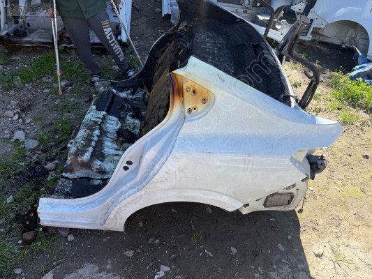 Renault Taliant Sol arka Çamurluk