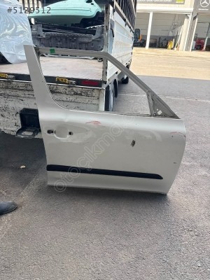 Skoda yeti sağ ön kapı