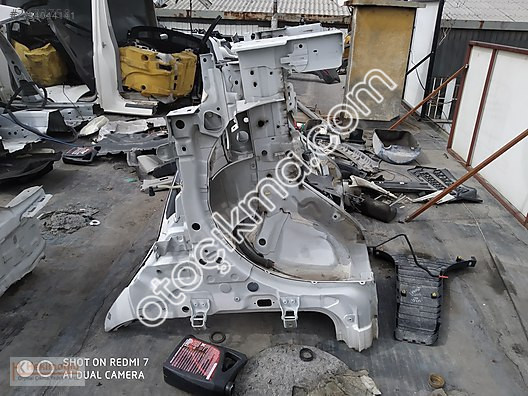 Renault Kangoo 4 Çıkma Ön Şasi Kupa Çeyrek Yedek Parça