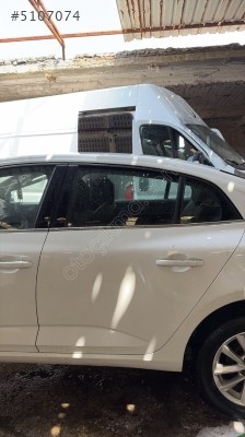 renault megane 4 sol arka kapı 2017
