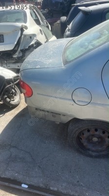 Megane 1 sağ arka çamurluk