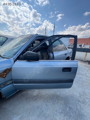 Mazda 626 sol ön kapı