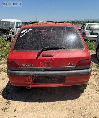 RENAULT CLİO BAGAJ KAPAĞI ÇIKMA