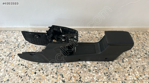 2023 MG MG4 COMFORT ORTA KONSOL
