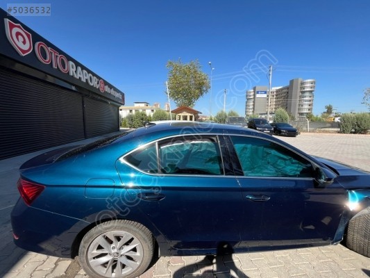 SKODA OCTAVİA SAĞ ARKA KAPI ORİJİNAL SÖKME