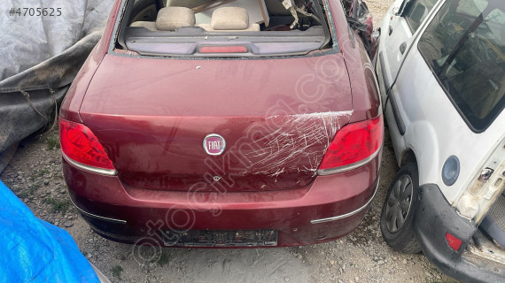 Fiat Linea bagaj kapağı