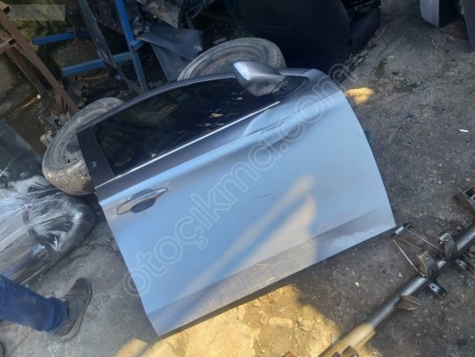 PEUGEOT 301 SAG ÖN KAPI