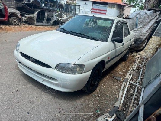 FORD ESCORT 1999 SOL ÖN KAPI ORJİNAL ÇIKMA PARÇA