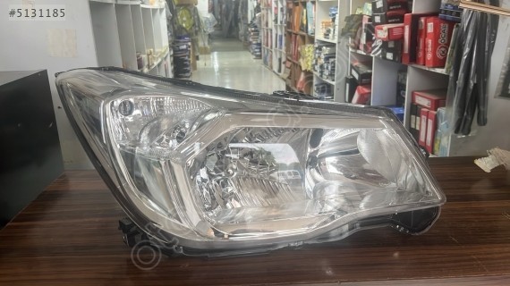 Subaru impreza 12 sağ far
