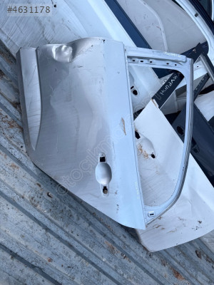 Renault Megane 4 sol arka kapı
