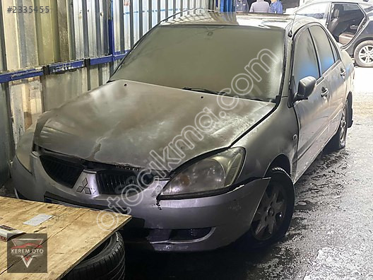 MİTSUBİSHİ LANCER TAVAN ARKA