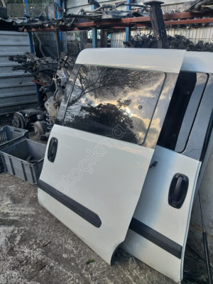 FİAT DOBLO 4 SAĞ SÜRGÜ KAPI