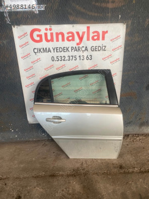 OPEL VECTRA C SAĞ ARKA KAPI