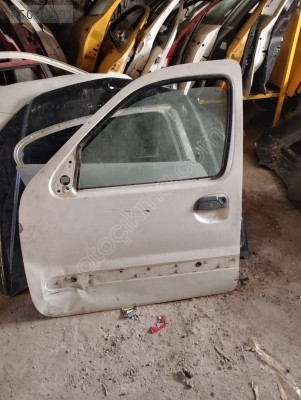 Renault kango sağ ön kapı