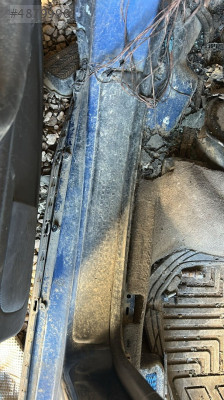 Audi a4 b6 kasa sağ arka kapı etek üst plastik