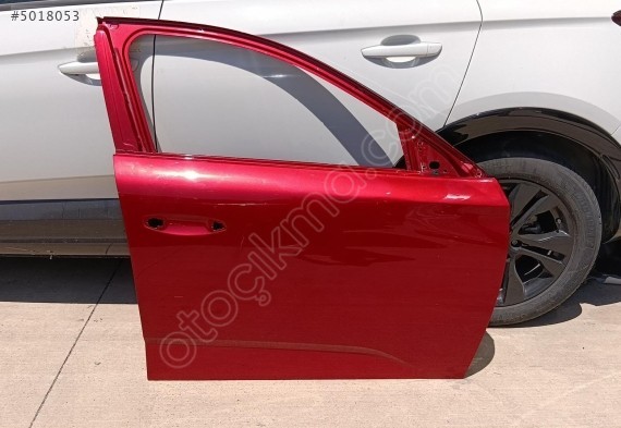 PEUGEOT 308 SAĞ ÖN KAPI