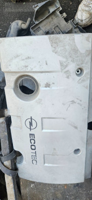 Opel Vectra C motor üst koruma kapağı