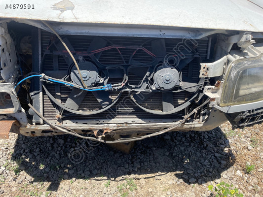 Renault 21 su radyatörü